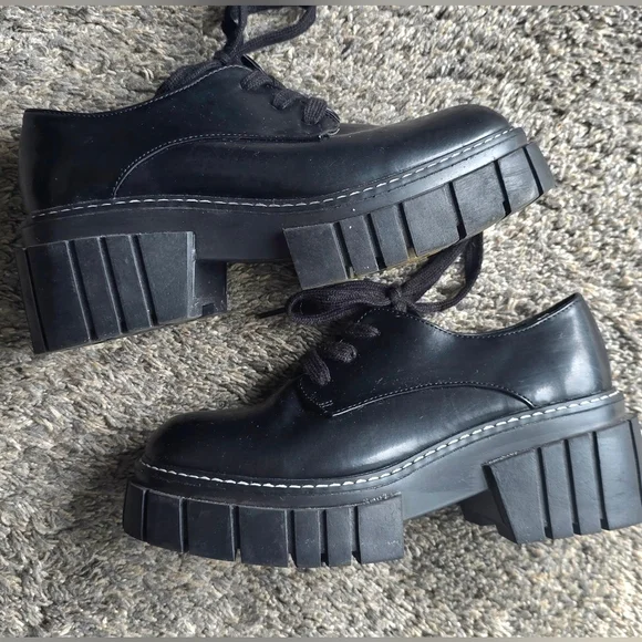 Steve Madden Phoenix Loafer lace-up shoes, Womens Size 6 - Picture 6 of 10